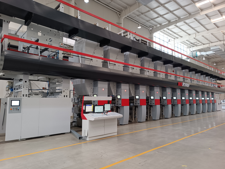 MK R100F  12ɫ�����ϰ�ӡ��
��߿���400m/min���PETĤ12��m